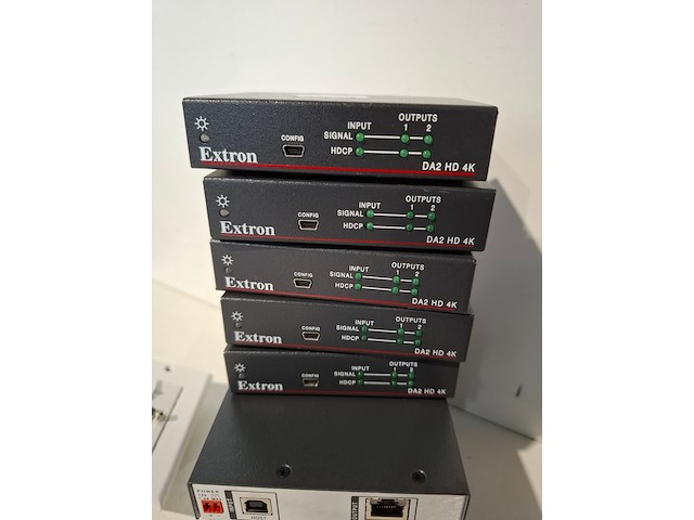 Partij diverse professionele av apparatuur, neovo, extron - afbeelding 5 van  9