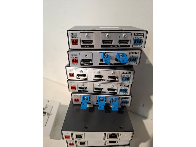 Partij diverse professionele av apparatuur, neovo, extron - afbeelding 6 van  9