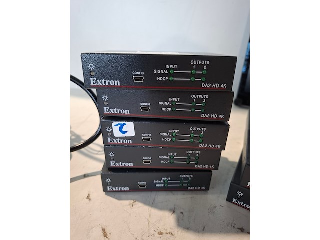 Partij diverse professionele av apparatuur, neovo, extron - afbeelding 2 van  8