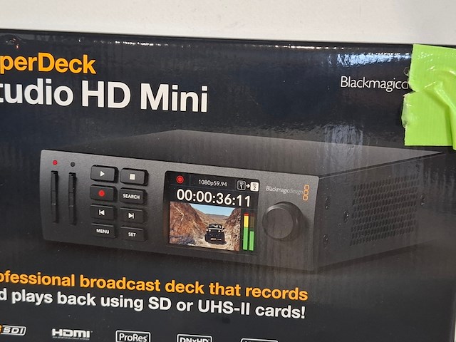 Partij diverse professionele av apparatuur, neovo, logitech, blackmagic - afbeelding 5 van  9