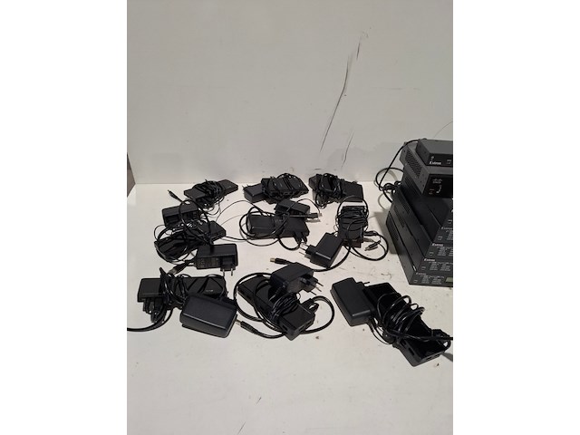 Partij diverse professionele av apparatuur, sony, extron, tp link, cisco - afbeelding 11 van  13