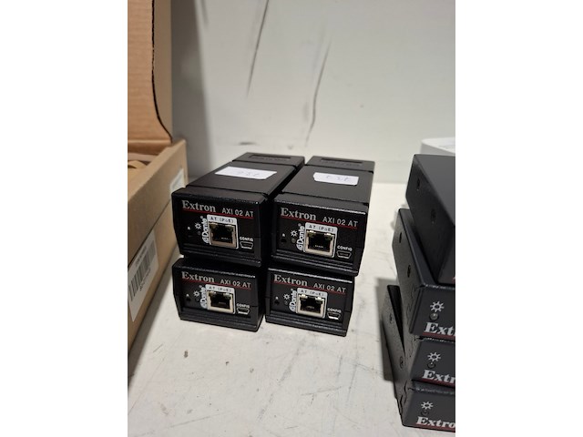 Partij diverse professionele av apparatuur, symetrix, extron, biamp - afbeelding 9 van  13