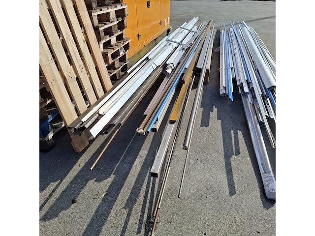 Partij diverse profielen - afbeelding 3 van  12