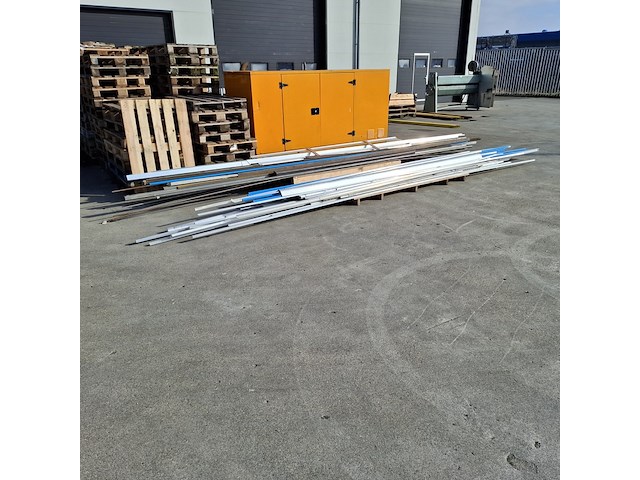 Partij diverse profielen - afbeelding 1 van  12