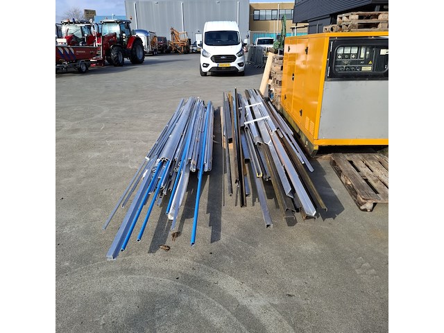 Partij diverse profielen - afbeelding 8 van  12