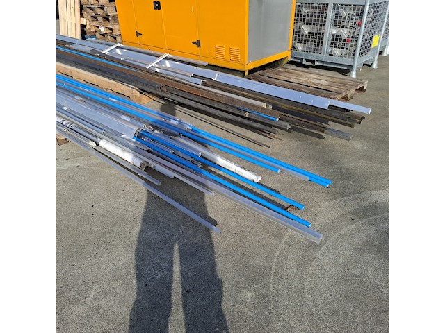 Partij diverse profielen - afbeelding 9 van  12