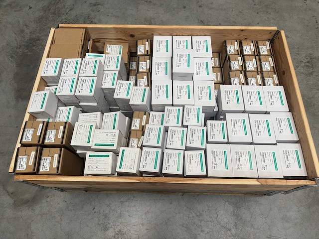 Partij diverse programmable logic controllers (plc) teco - electronics - afbeelding 3 van  11