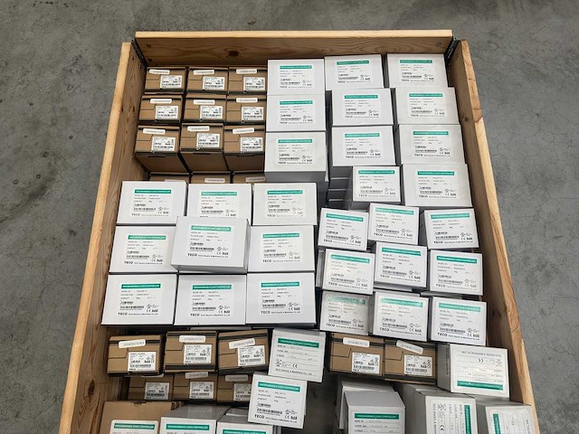 Partij diverse programmable logic controllers (plc) teco - electronics - afbeelding 5 van  11