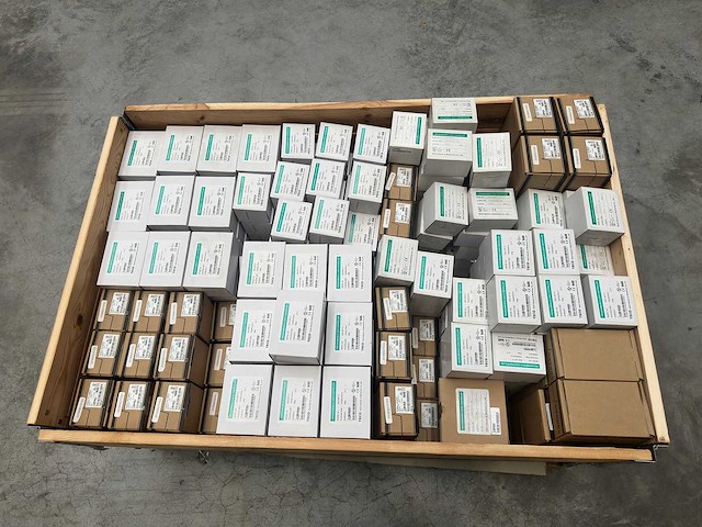 Partij diverse programmable logic controllers (plc) teco - electronics - afbeelding 6 van  11