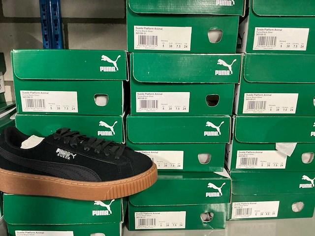 Partij diverse puma schoenen (176x) - afbeelding 6 van  19