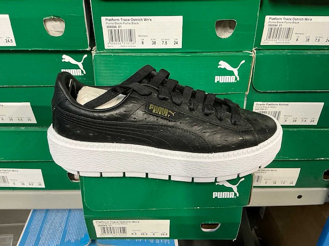 Partij diverse puma schoenen (176x) - afbeelding 15 van  19