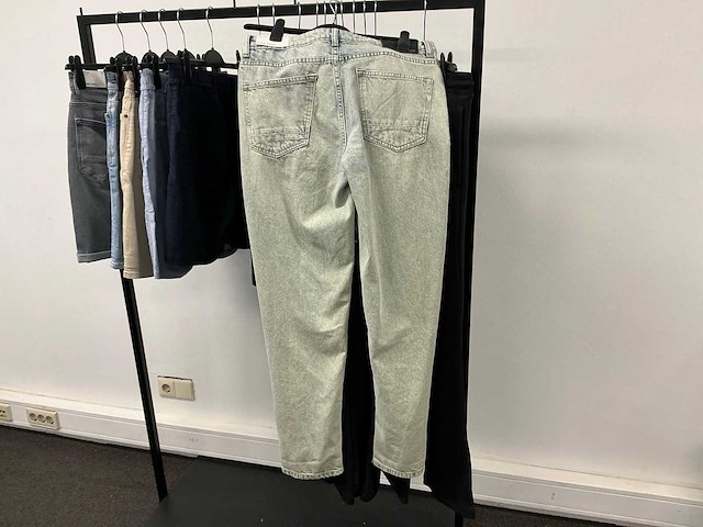 Partij diverse purepath/hugoboss/lyle&scott heren broeken/shorts/joggers (17x) - afbeelding 18 van  23