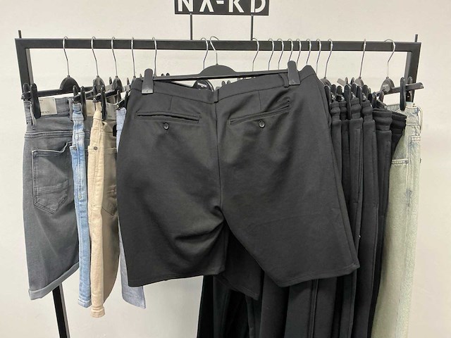 Partij diverse purepath/hugoboss/lyle&scott heren broeken/shorts/joggers (17x) - afbeelding 22 van  23