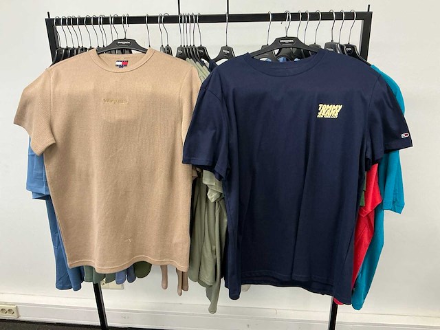 Partij diverse purepath/tommyjeans/calvinklein/lacoste heren t-shirts (32x) - afbeelding 3 van  27