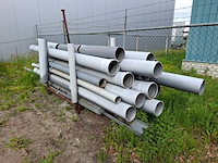 Partij diverse pvc buizen in transportbok - afbeelding 1 van  5