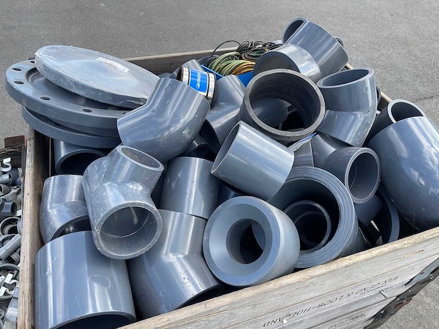 Partij diverse pvc koppelingen - afbeelding 3 van  4