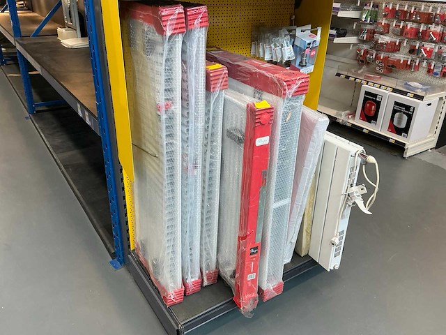 Partij diverse radiatoren/spiegels/etc (35x) - afbeelding 3 van  5