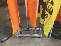 Partij diverse reclamebanners - afbeelding 2 van  2