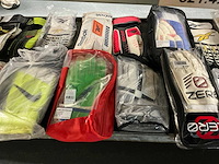 Partij diverse reebok/puma/zero/adidas/etc keepers handschoenen (146x) - afbeelding 7 van  10