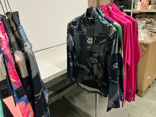 Partij diverse rehall bovenkleding (47x) - afbeelding 15 van  16