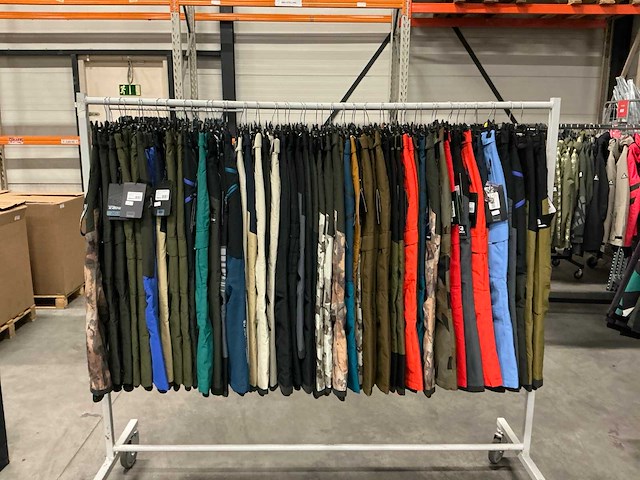 Partij diverse rehall boys snow pants (54x) - afbeelding 1 van  10
