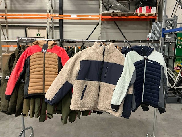Partij diverse rehall dames (snow) jackets (28x) - afbeelding 9 van  14