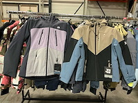 Partij diverse rehall dames snow jackets (61x) - afbeelding 31 van  33