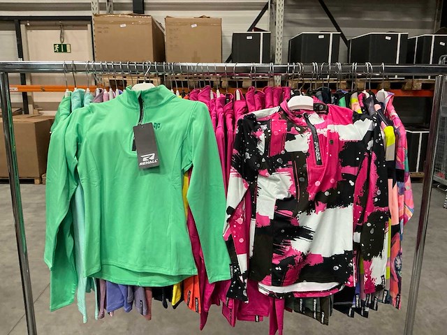 Partij diverse rehall girls basics (46x) - afbeelding 6 van  13