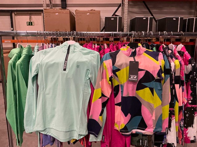 Partij diverse rehall girls basics (46x) - afbeelding 7 van  13