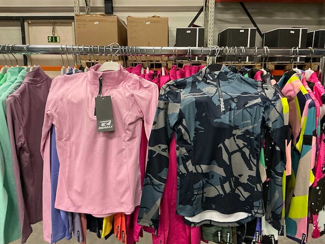 Partij diverse rehall girls basics (46x) - afbeelding 8 van  13