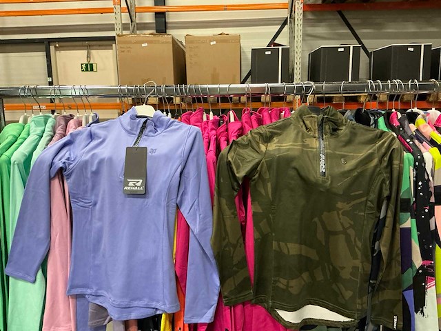 Partij diverse rehall girls basics (46x) - afbeelding 9 van  13