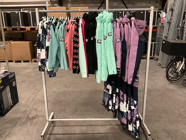 Partij diverse rehall girls kleding (36x) - afbeelding 1 van  25