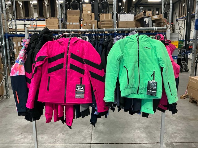 Partij diverse rehall girls snow jackets (36x) - afbeelding 7 van  13