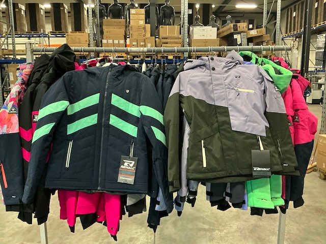 Partij diverse rehall girls snow jackets (36x) - afbeelding 8 van  13