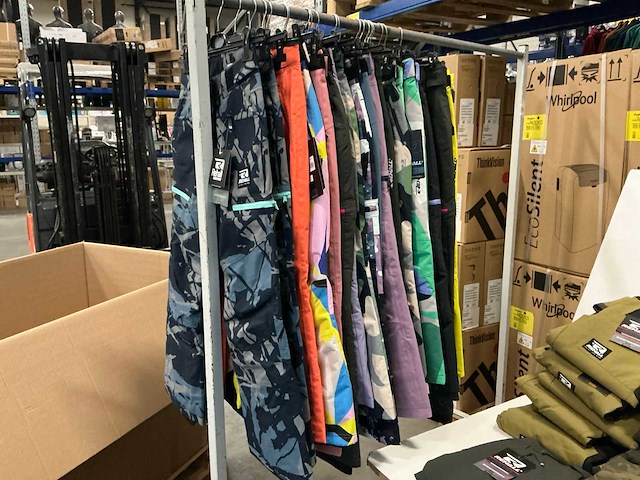 Partij diverse rehall girls&boys snowpants (46x) - afbeelding 12 van  26