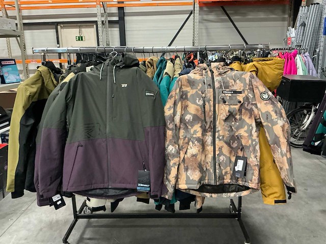 Partij diverse rehall heren snow jackets (45x) - afbeelding 18 van  23