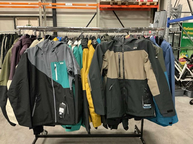 Partij diverse rehall heren (snow) jackets (50x) - afbeelding 15 van  18