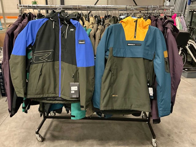 Partij diverse rehall heren (snow) jackets (50x) - afbeelding 18 van  18