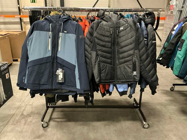 Partij diverse rehall heren (snow)jackets (48x) - afbeelding 21 van  27