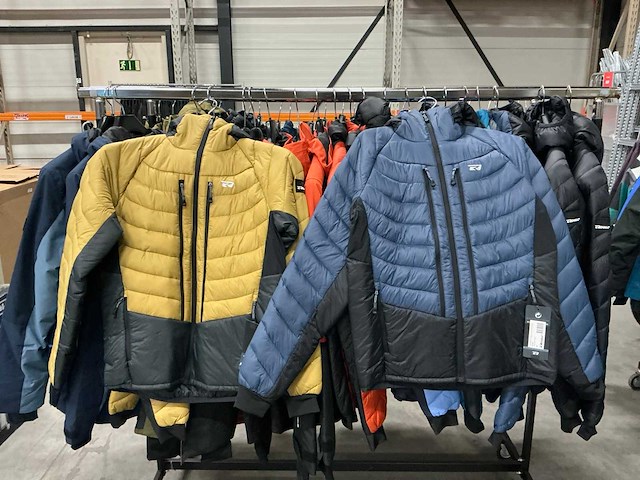 Partij diverse rehall heren (snow)jackets (48x) - afbeelding 22 van  27