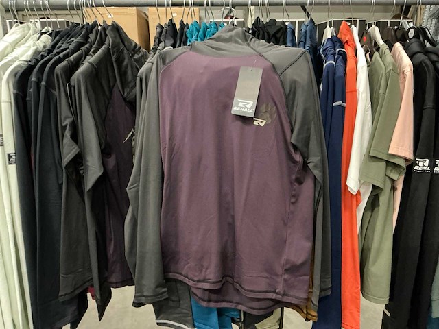 Partij diverse rehall mens kleding (53x) - afbeelding 21 van  26