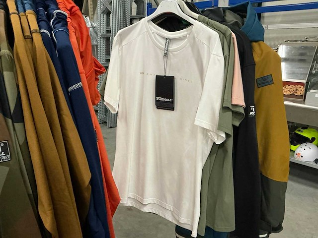 Partij diverse rehall mens kleding (53x) - afbeelding 26 van  26