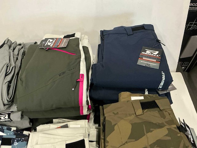 Partij diverse rehall womens snowpants (96x) - afbeelding 2 van  26