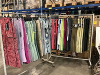 Partij diverse rehall womens snowpants (96x) - afbeelding 1 van  26