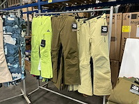 Partij diverse rehall womens snowpants (96x) - afbeelding 22 van  26