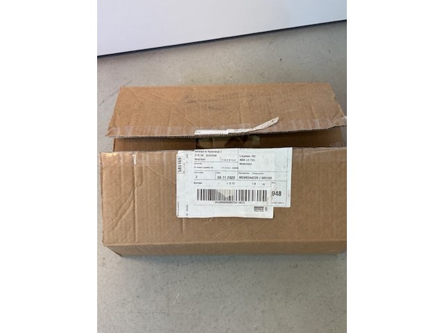 Partij diverse retouren en onderdelen grundfos, vaillant en itho daalderop - afbeelding 15 van  18