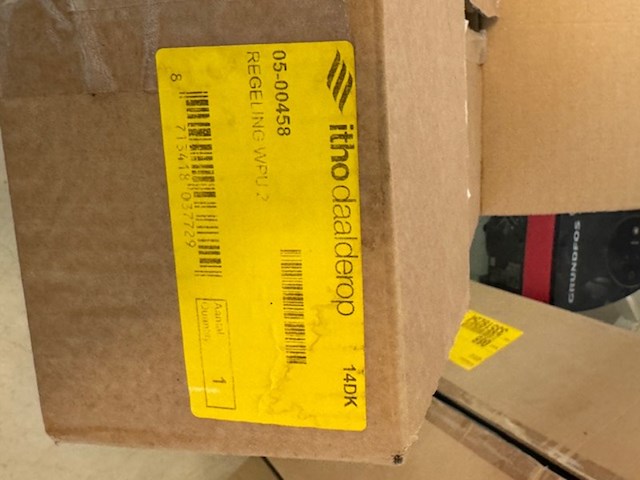 Partij diverse retouren en onderdelen grundfos, vaillant en itho daalderop - afbeelding 18 van  18