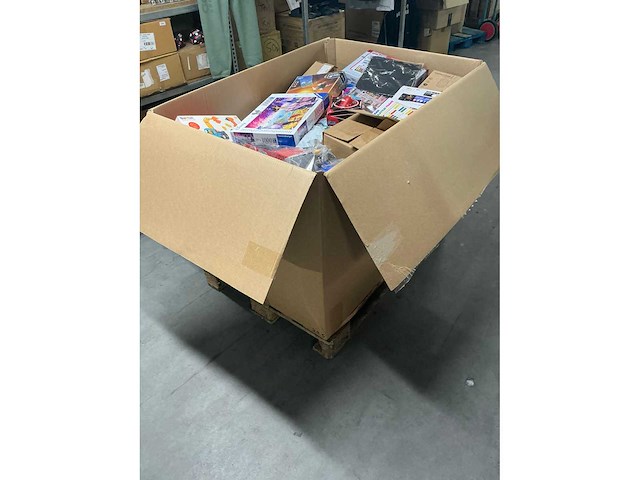 Partij diverse retouren - afbeelding 2 van  4