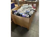 Partij diverse retouren - afbeelding 2 van  6