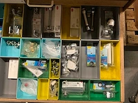 Partij diverse ringen/rozetten/overige installatie benodigdheden - afbeelding 5 van  25